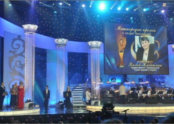 Ultra exhibición flexible P4.8mm de la cortina del contexto LED de la etapa de la pantalla del brillo LED