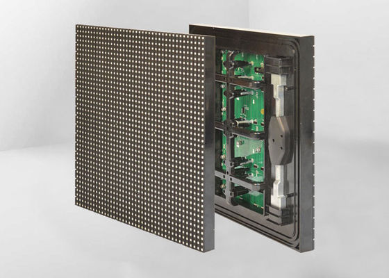 Echada orientada hacia el servicio delantera a todo color del pixel de la exhibición P6 con ángulo de visión amplio 140°